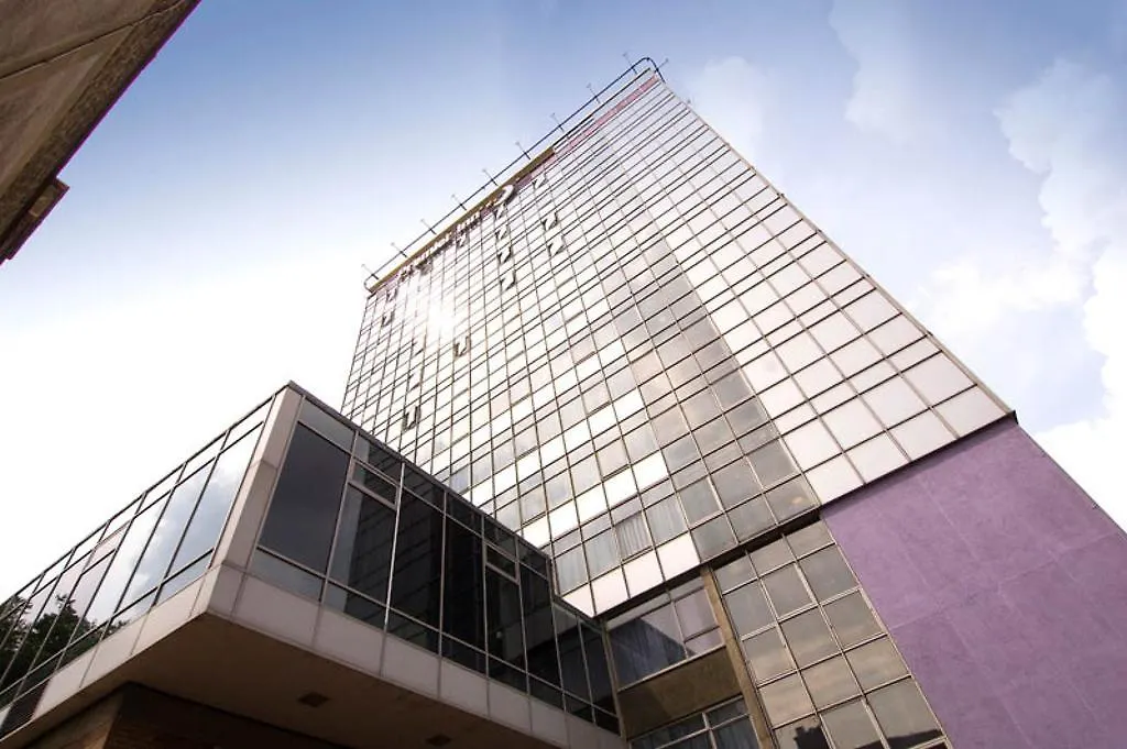 Premier Inn London Hammersmith-1